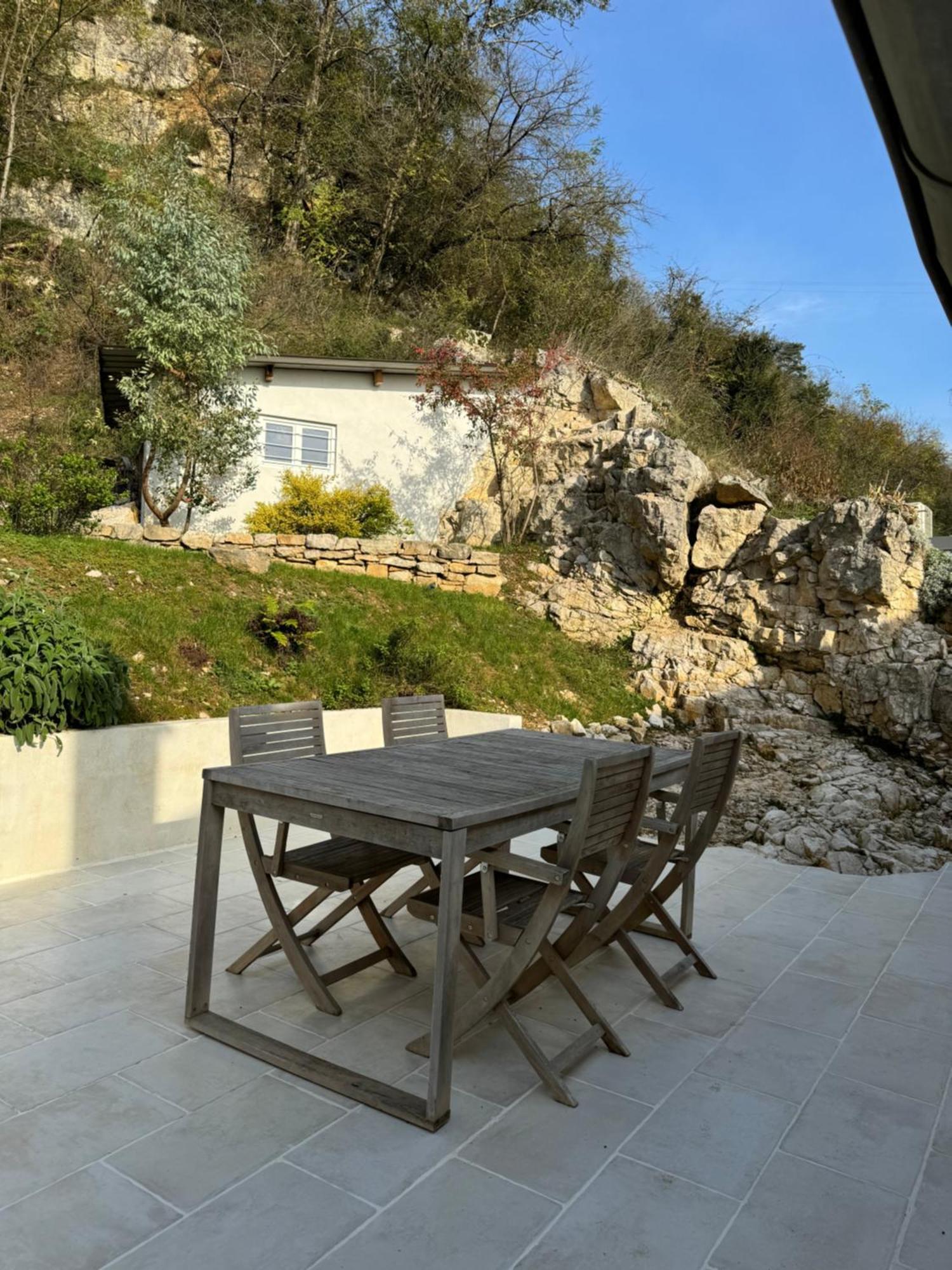 Maison Au Bord De L'Eau Les Roches Rochefort-sur-Nenon Zewnętrze zdjęcie