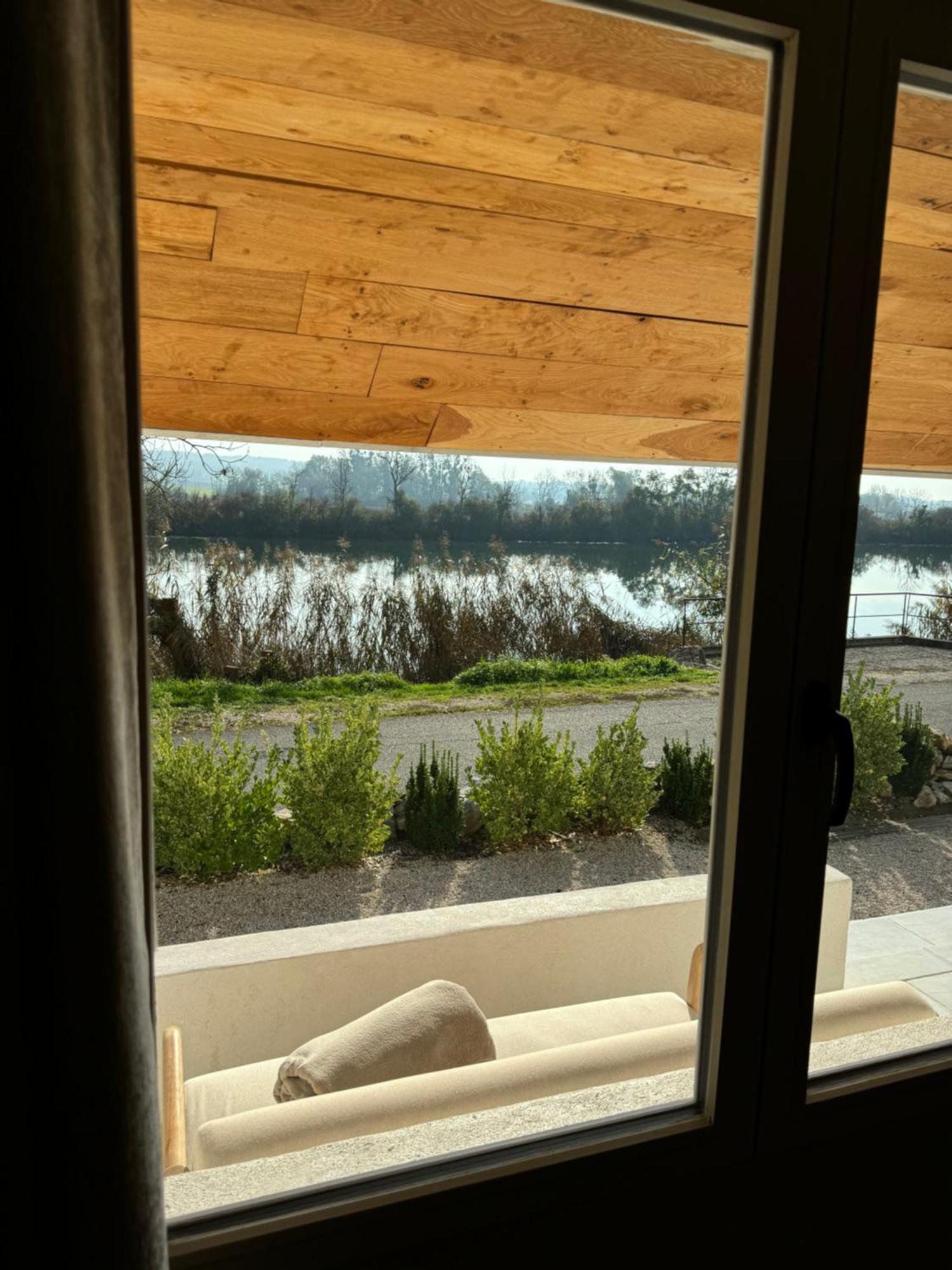 Maison Au Bord De L'Eau Les Roches Rochefort-sur-Nenon Zewnętrze zdjęcie